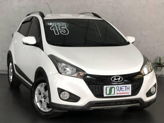 HYUNDAI HB20X 1.6 16V STYLE FLEX 4P AUTOMÁTICO HYUNDAI HB20X 1.6 16V STYLE FLEX 4P AUTOMÁTICO
